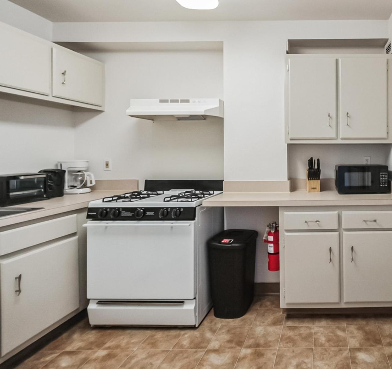 Apartment Pp 1301 Modern Corporate 2br, Pool, Gym Harrisburg